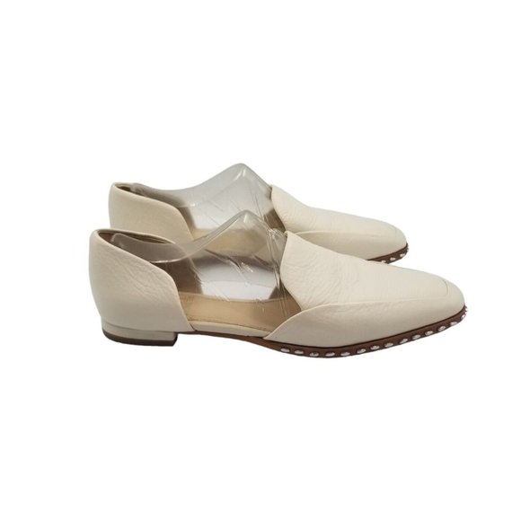 Stylish Black and White Women's Loafers - Picture 6 of 16